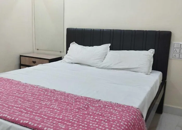 Hotel O Somnath